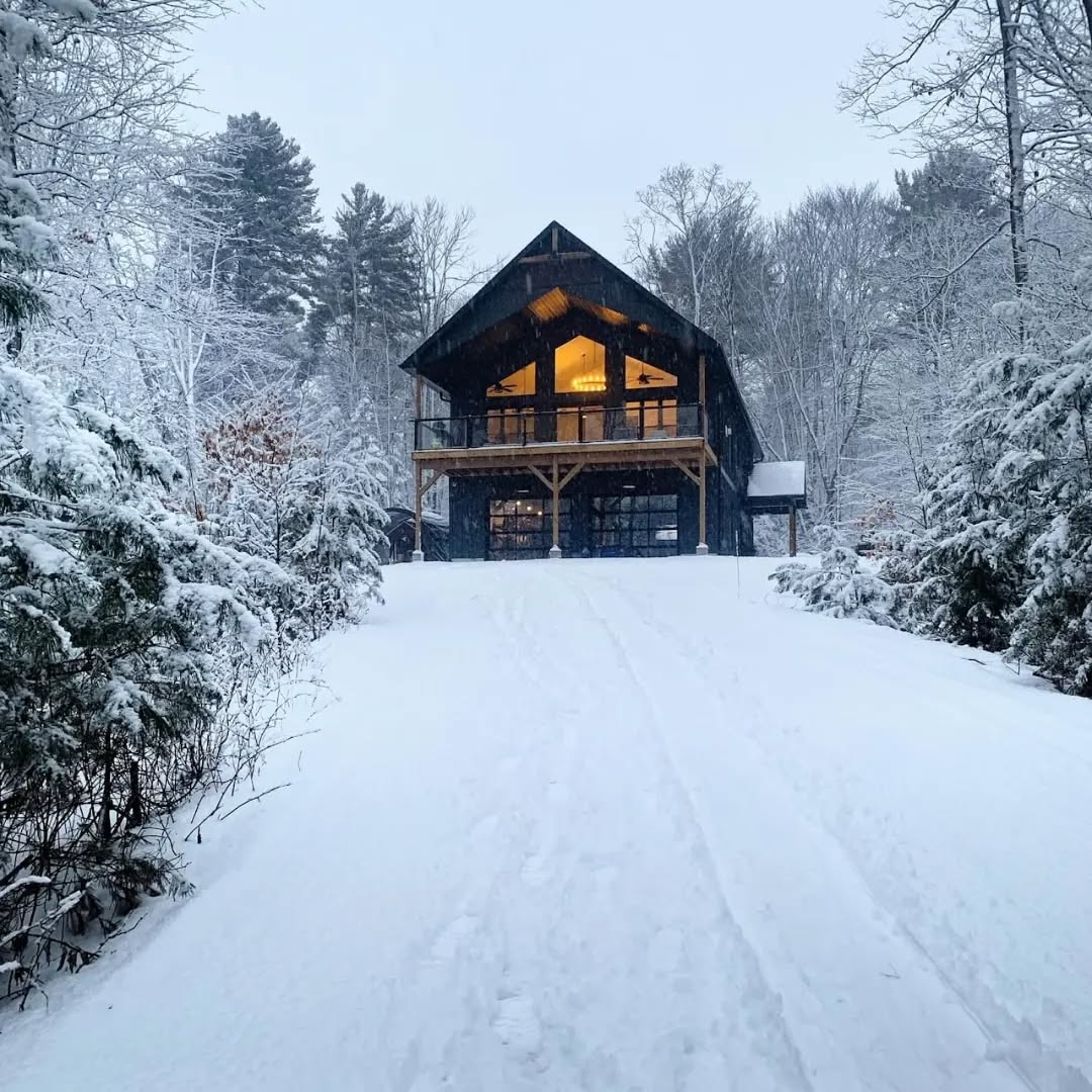 Black Barndominium Ideas