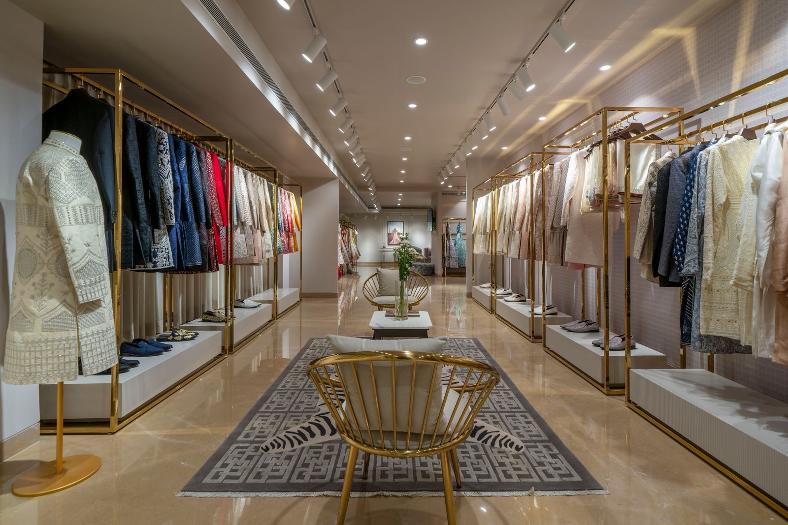 Cloth Shop Interior Design Ideas