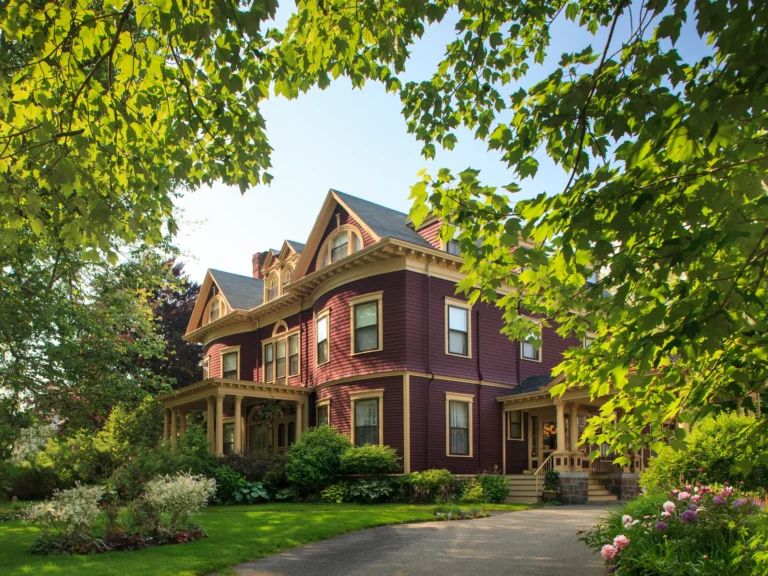 Vintage House Aesthetic Exterior