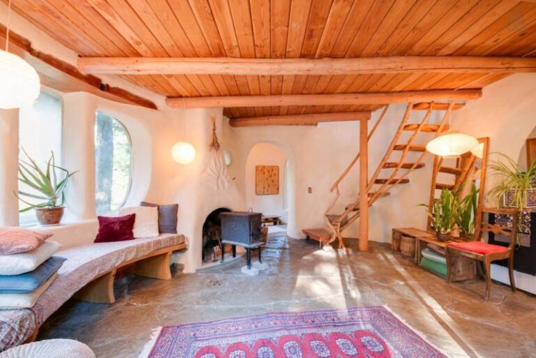 Cob House Interior